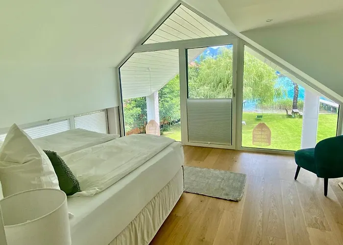 Holiday home Seechalet Faaker Drobollach am Faakersee